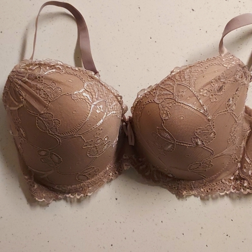 Lace Padded bra 38DD